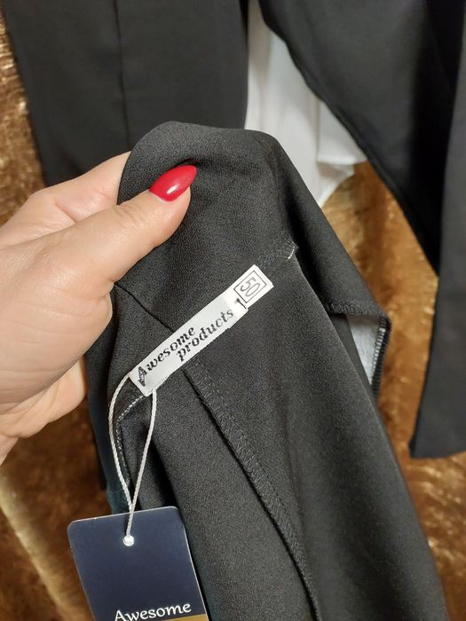 Костюм брючний новий