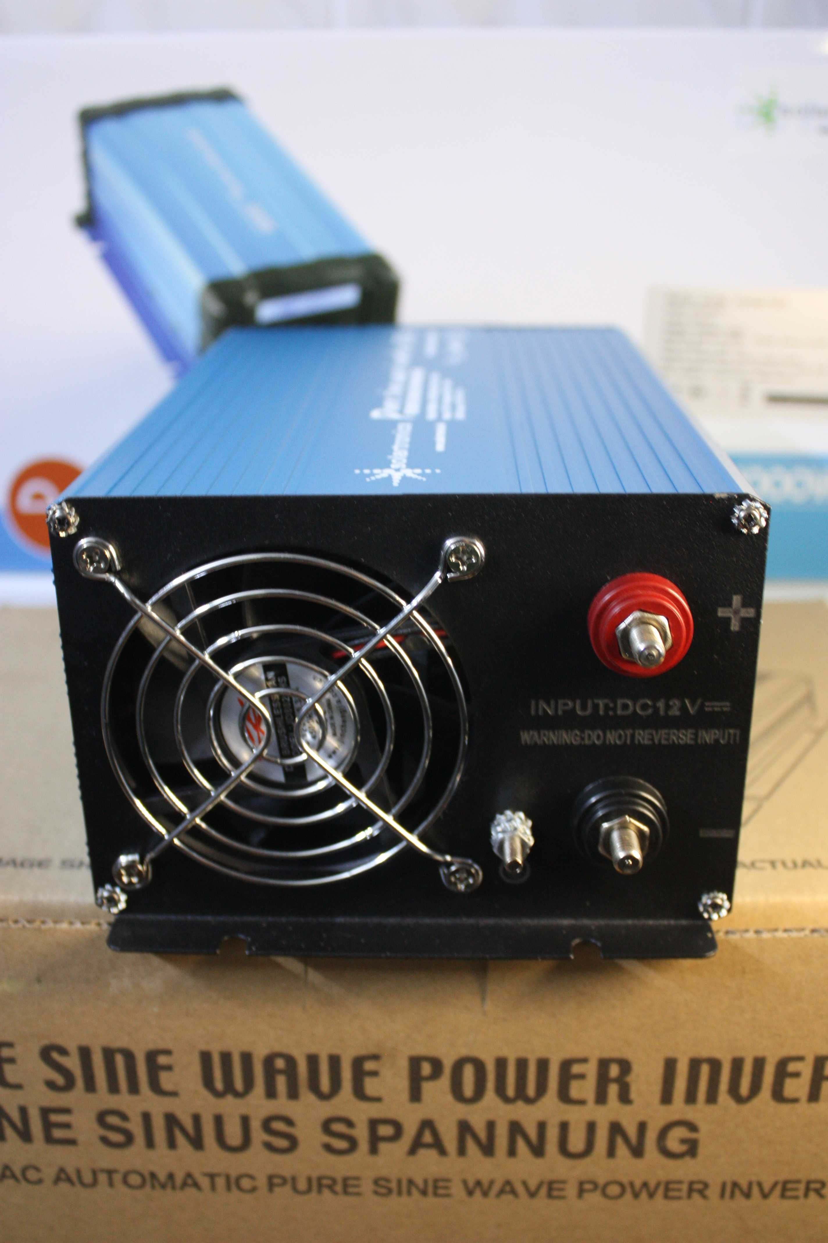 Инвертор преобразователь 12/220 Solartronics с чистой синусоидой 600W