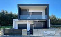 Moradia T3 de Luxo