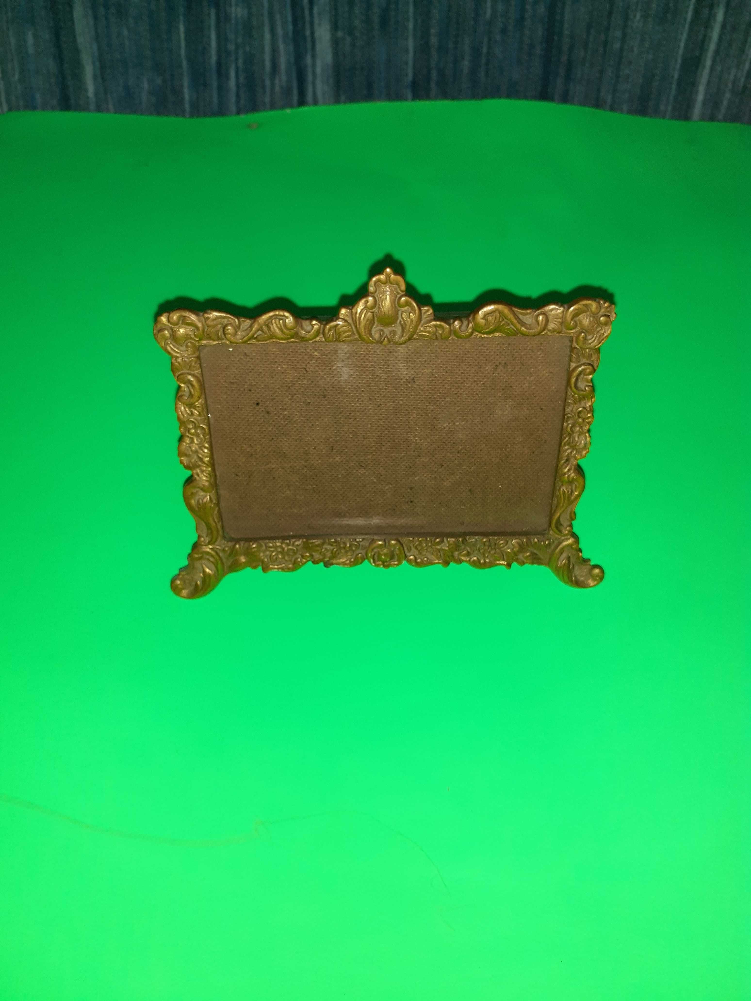 Moldura em Bronze
