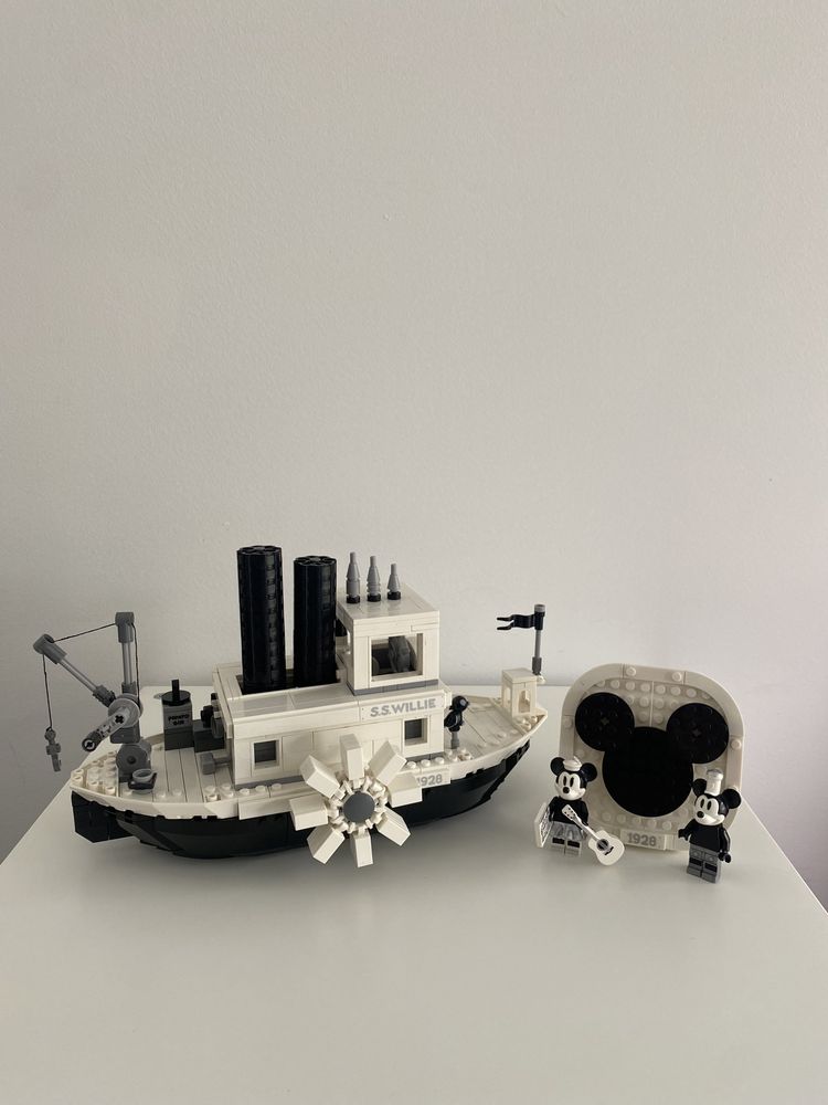 Steamboat Willie tipo Lego