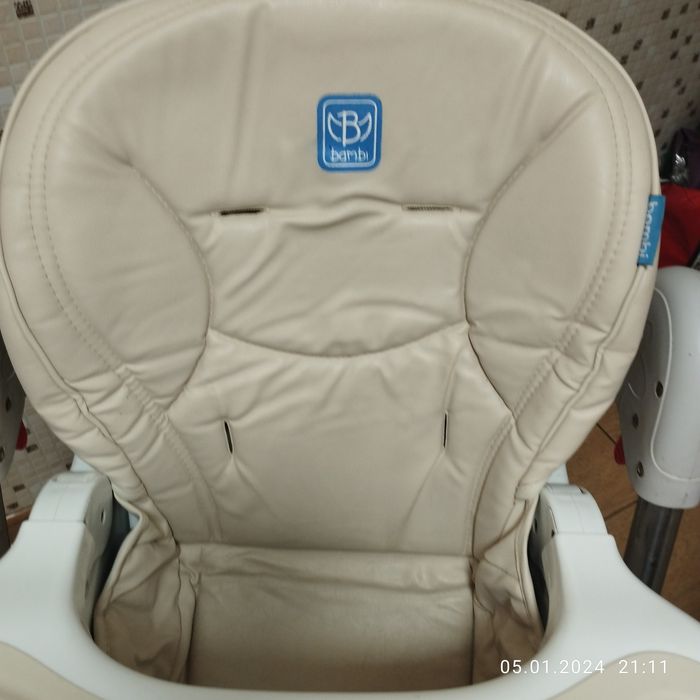 Дитячий стілець для годування від0-4 рок