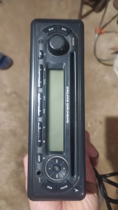 CL230 - Магнітола Радіо CD AUX DELPHI GRUNDIG CL230