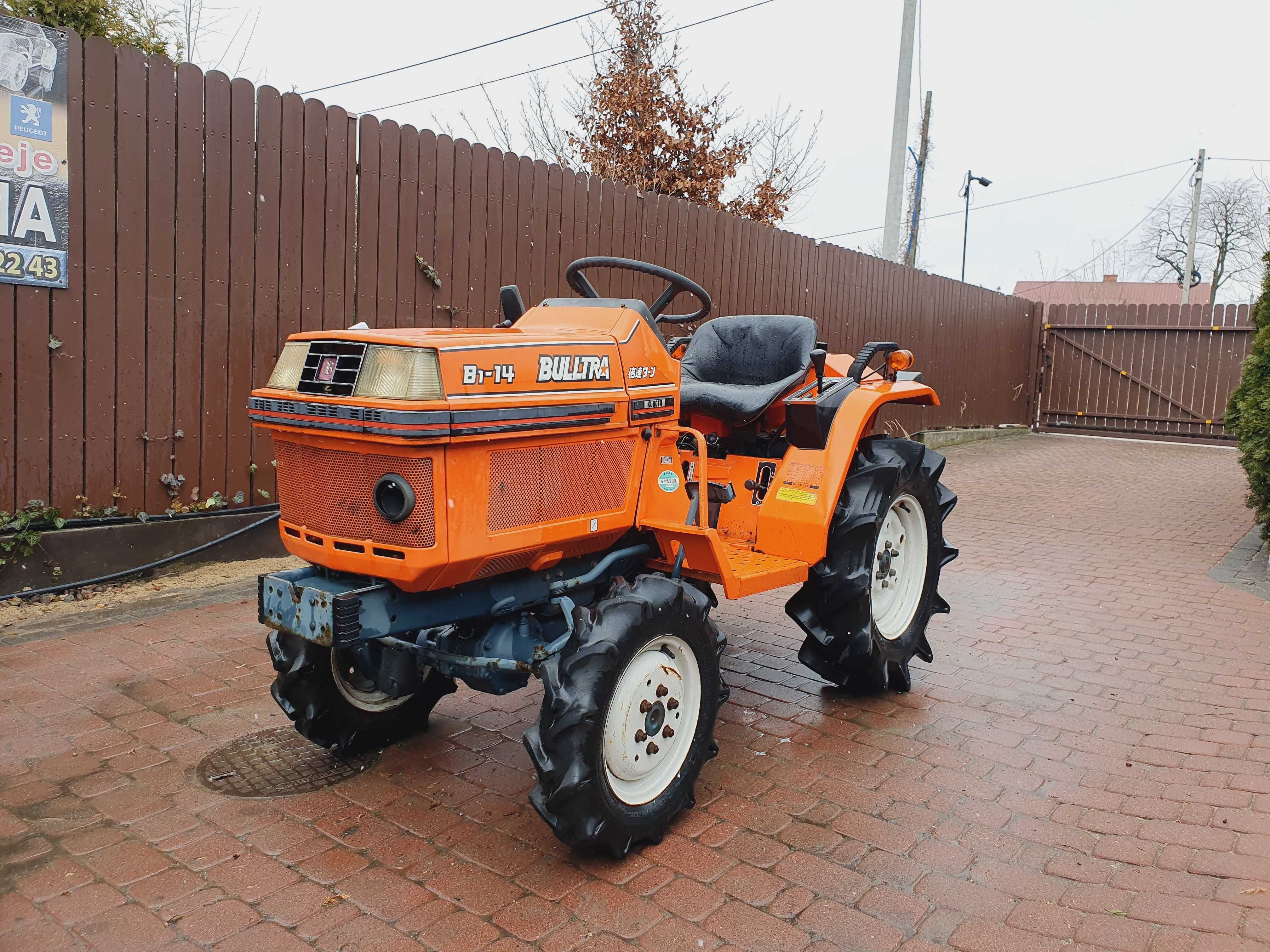 Traktorek Japoński Kubota Bulltra B1-14 napęd 4x4 blokada przód i tył
