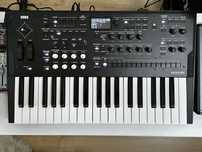 Korg Wavestate - синтезатор цифрової хвильової послідовності