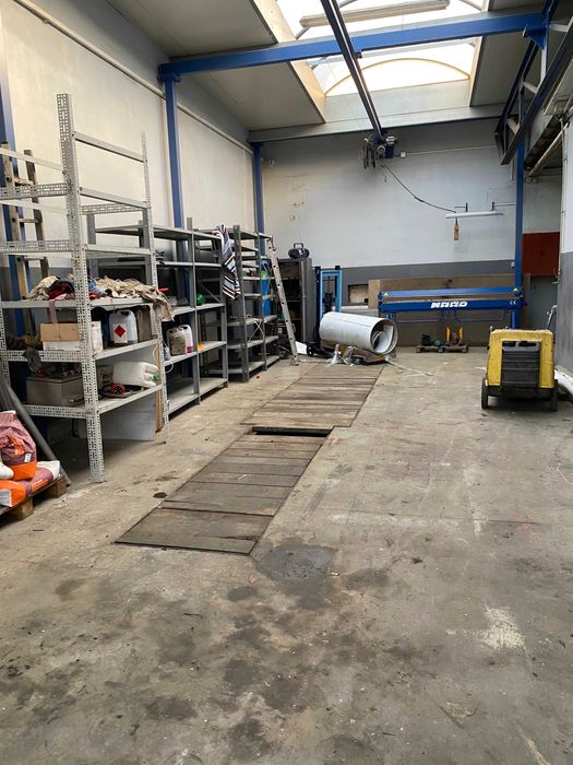 Wynajem pomieszczeń z maszynami do obróbki metalu