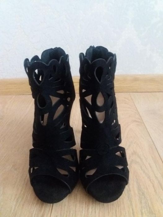 Buty ażurowe botki 37 czarne