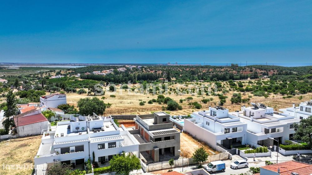 Moradia em Banda T2+2 Venda em Castro Marim,Castro Marim