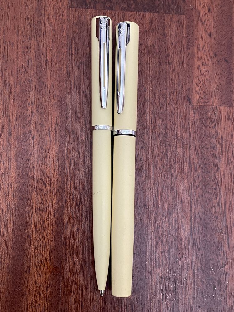 Waterman Allure Yellow - набор перьевая и ампульная ручка