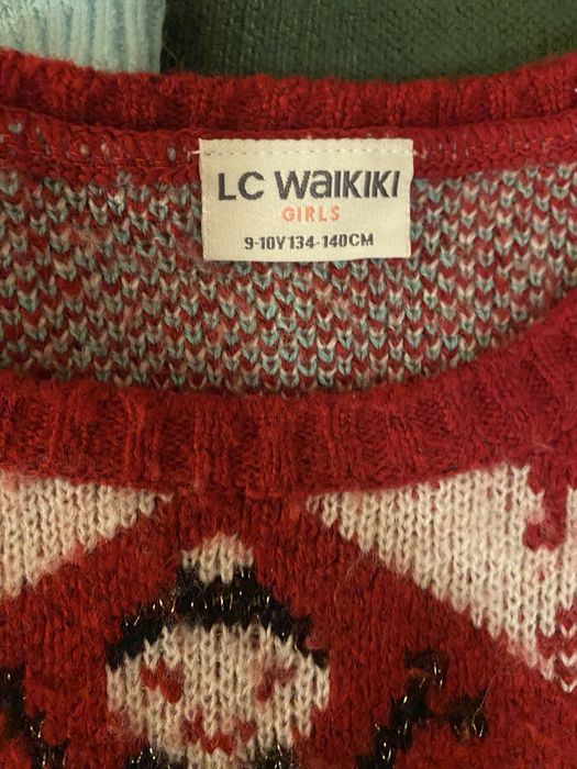 Свитры для девочки 6-7 лет9-10 цена  за все 250 грн
