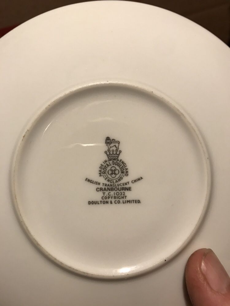 Сервиз столовый Royal Doulton