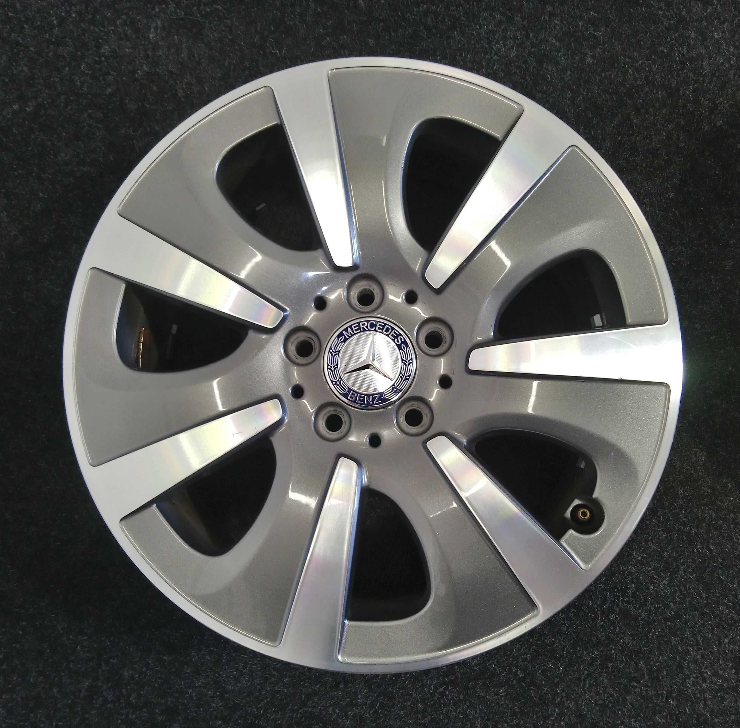 Felgi Alu 17" 5x112 Mercedes W204 W205 W212 W213 GLK GLA OEM