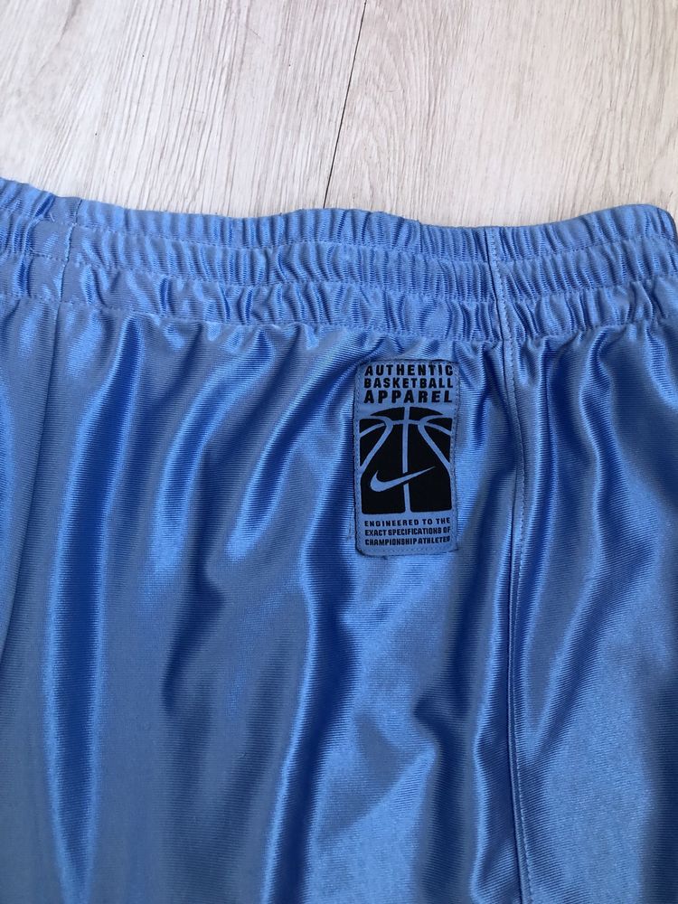 Vintage Nike Authentic Apparel Basketball Shorts