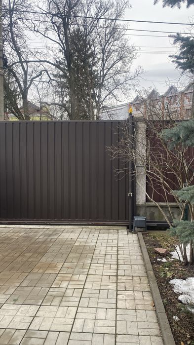 Oренда частини будинку- 2-кім. квартири