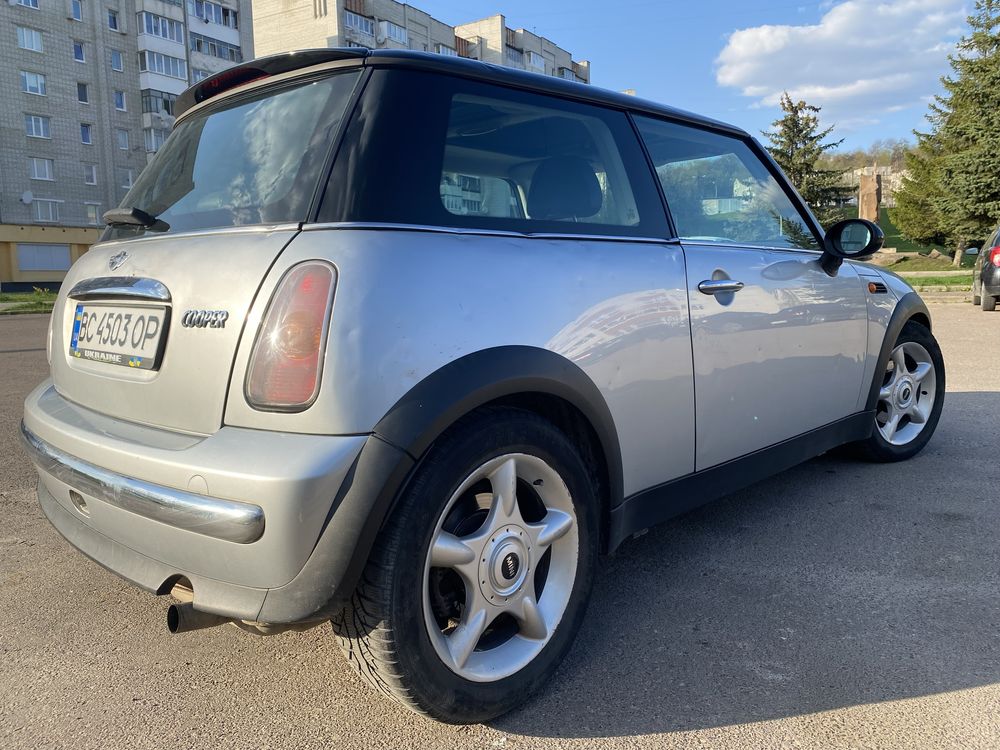 Mini cooper one авто