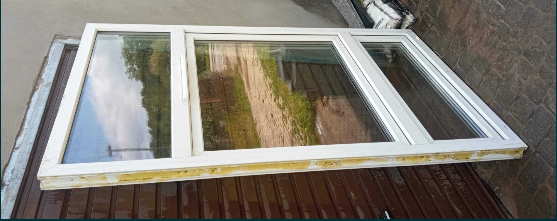 Okno PVC 122x213