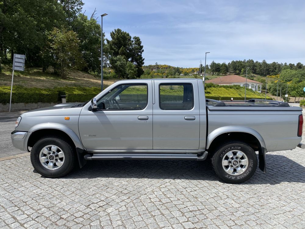 Nissan navara 2,5 td
