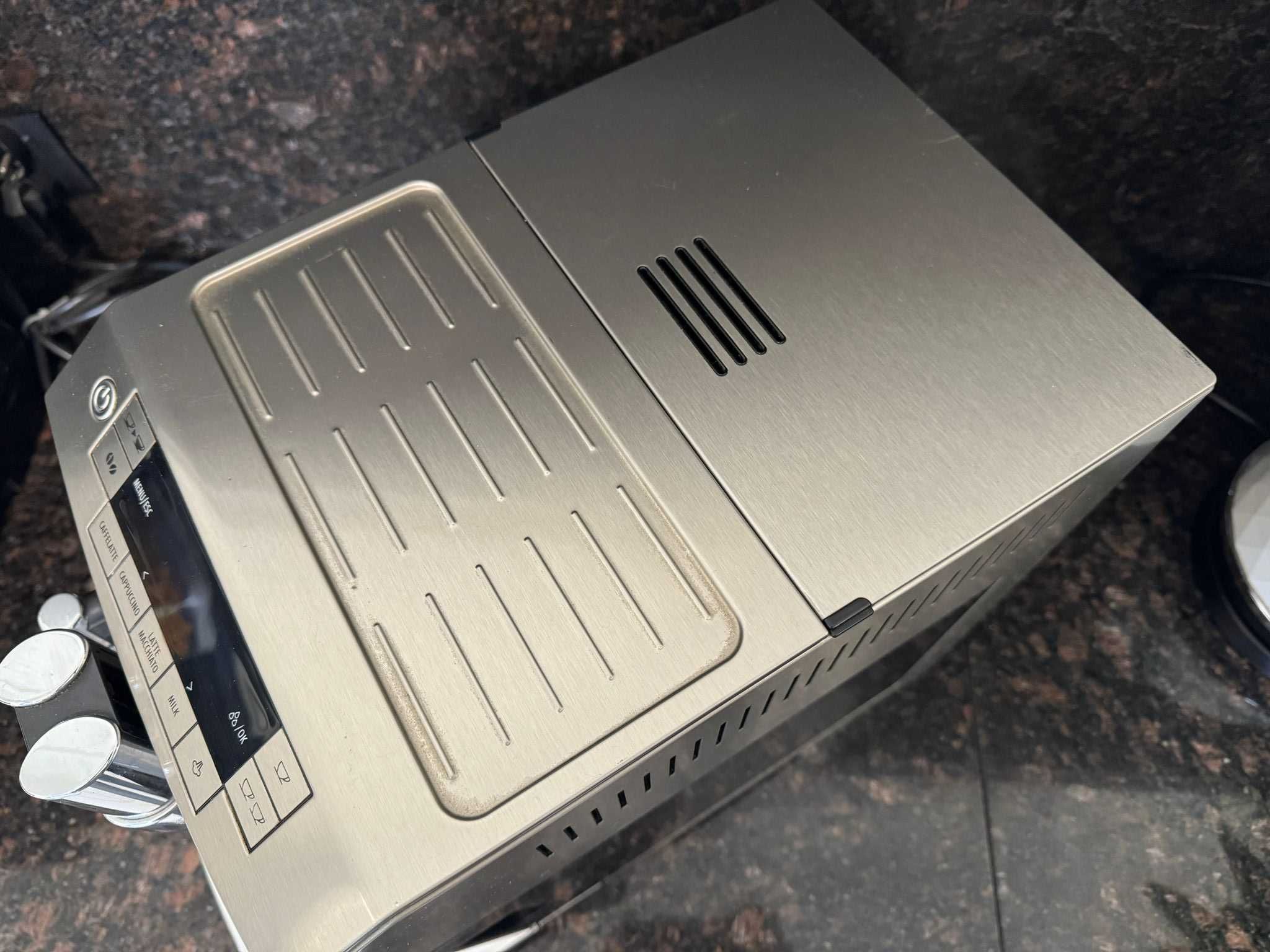 Automatyczny Ekspres do kawy DeLonghi PrimaDonna S DeLuxe ECAM26.455.M
