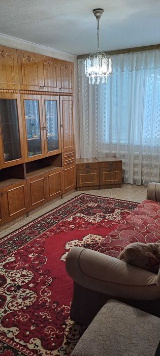 Продам двокімнатну квартиру