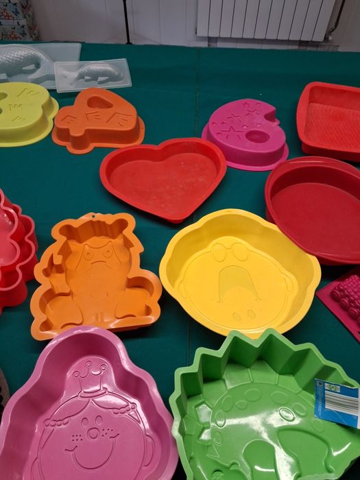 Várias formas para bolos