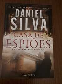 Daniel Silva- casa de Espiões