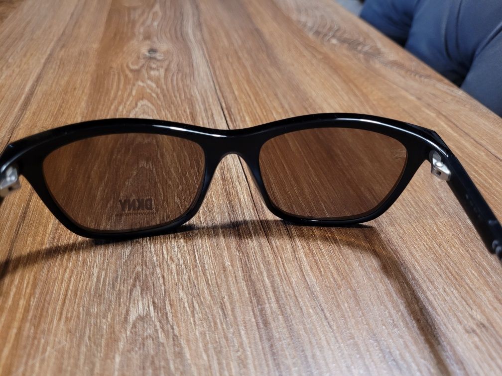 Okulary Przeciwsłoneczne Damskie DKNY  DK532S