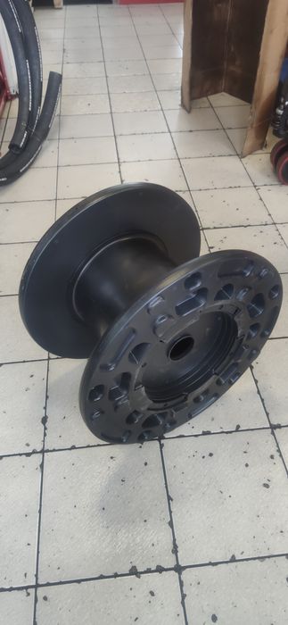 Пластикова котушка, бобина