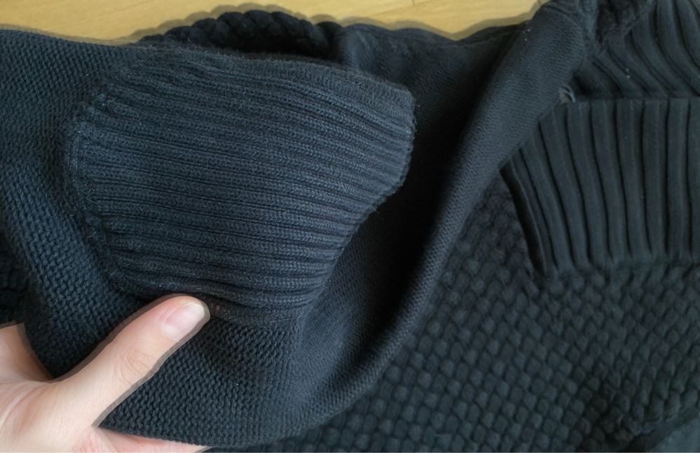 Czarny gruby męskie sweter 100% bawełna ciepły dekolt w serek