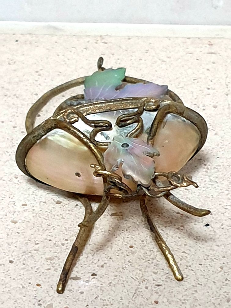 Antigo suporte de relógio de bolso com aneleira Palais Royal