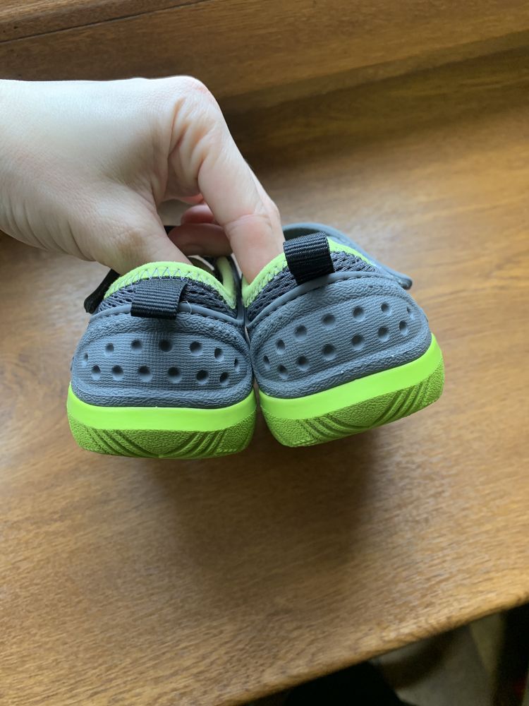 Сандалі,кросівки Crocs 8