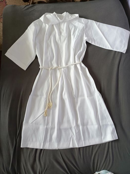 Alba komunijna z kapturem roz 152 dł.117cm