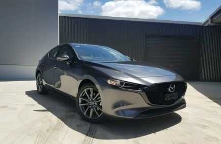 mazda 3 bp 46g tylna klapa