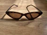 Óculos de Sol Triangulares