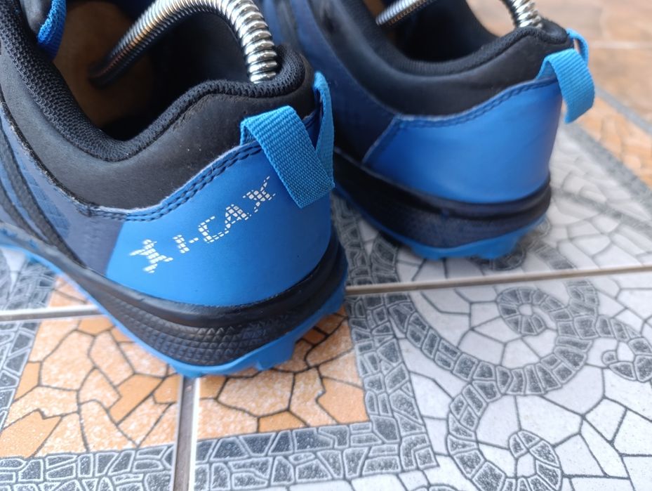 I cax 40р. Чоловічі трекінгові кросівки.