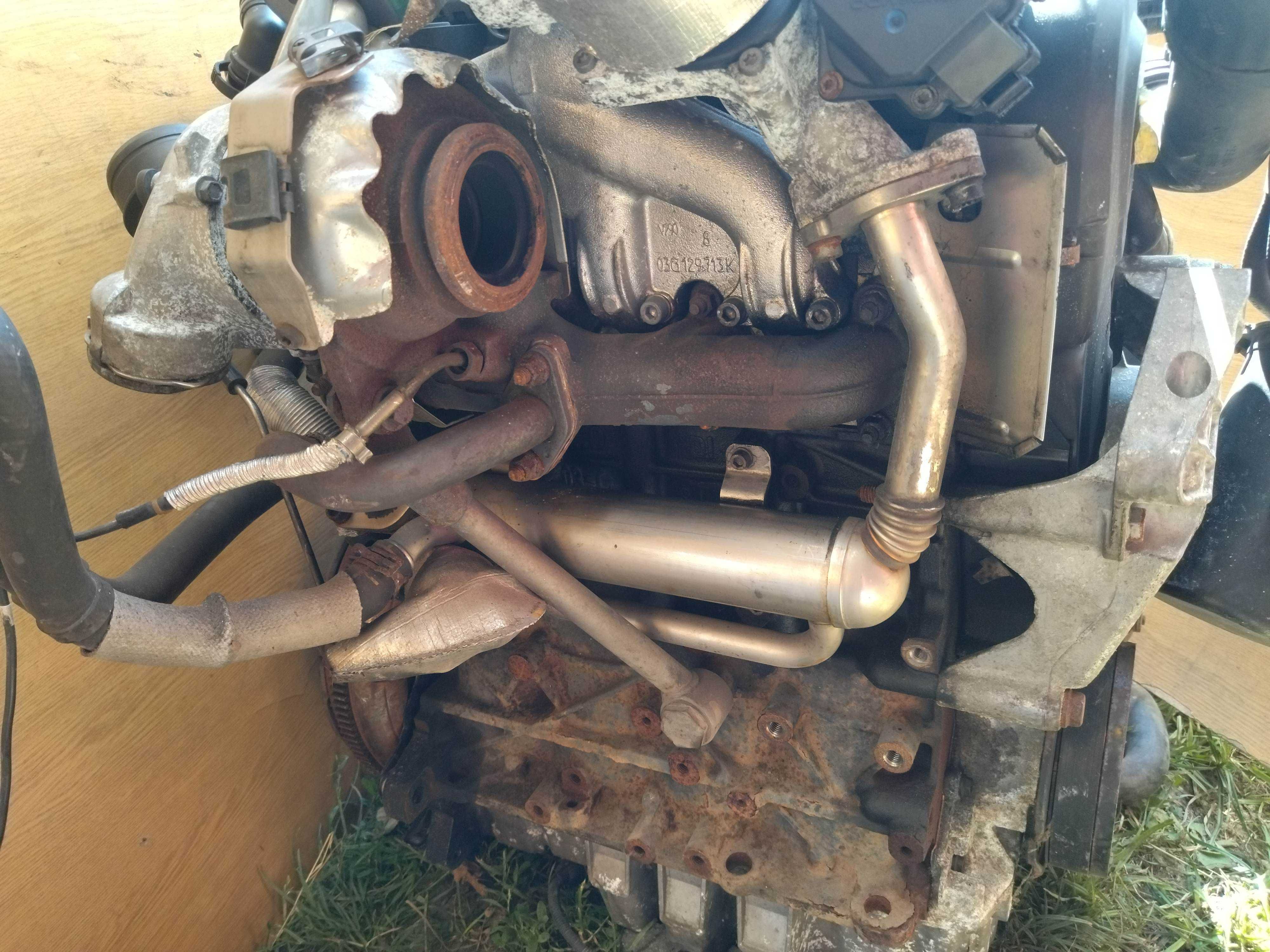 Двигатель двигун мотор bmm 2,0Tdi 103Кв Volkswagen Golf Touran Octavia