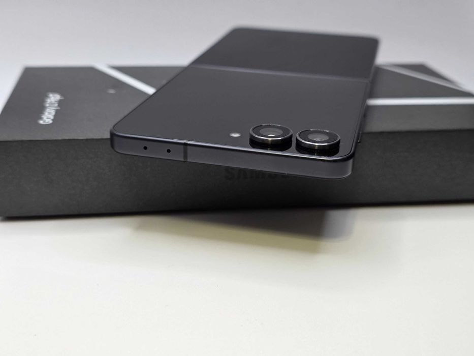 Samsung Galaxy Z Flip 7 12/256 Європа