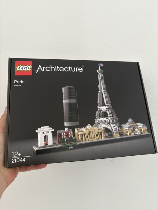 LEGO Architecture Paris 21044