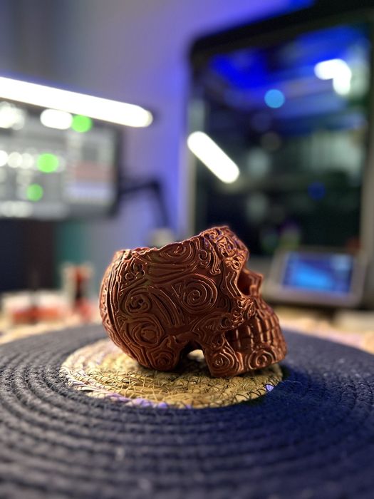 Elegancka Czaszka 10cm Imitacja Miedzi Druk 3D PLA Silk NOWY