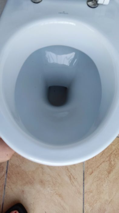 Miska WC podwieszana Cersanit