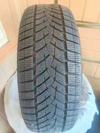 Зимові шини Goodyear 215/60 R17