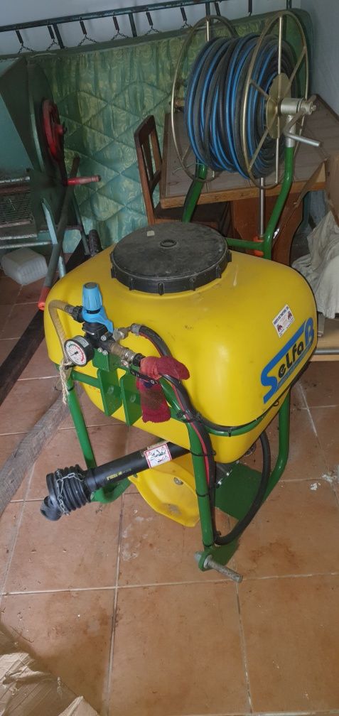 Vendo atomizador 100 litros usado 2 vezes