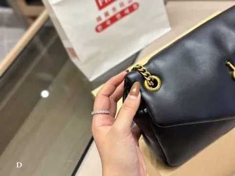 Torebka damska elegancka 511-18