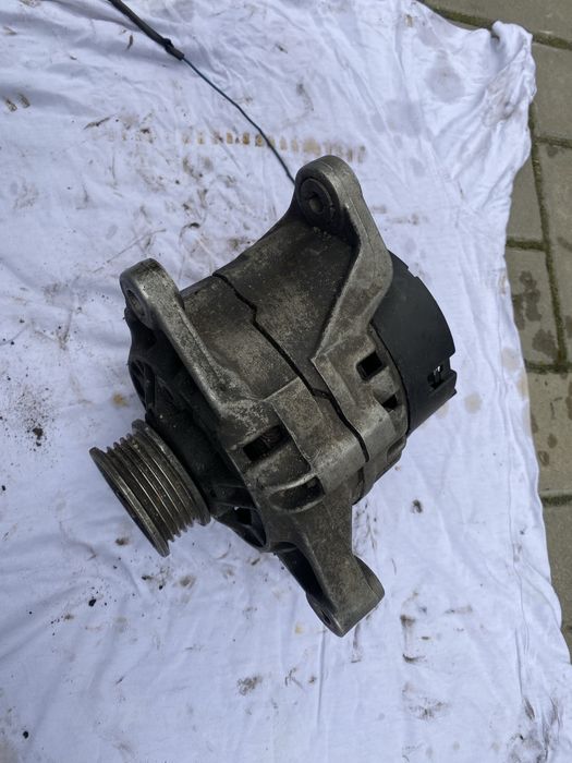 Генератор Bosch 0123320016 / 058903016A з двигуна ADR