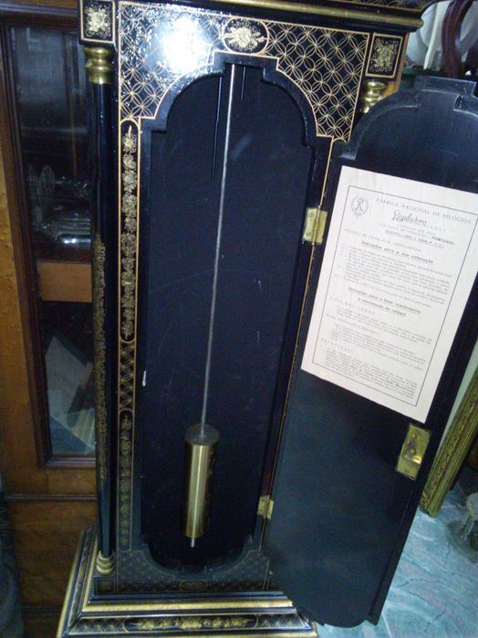 Imponente Relógio de Pé/ Caixa alta - Reguladora - Oriental - Funciona