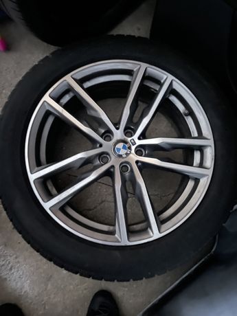 Koła zimowe BMW X3 G01 235/50/19 Pirelli