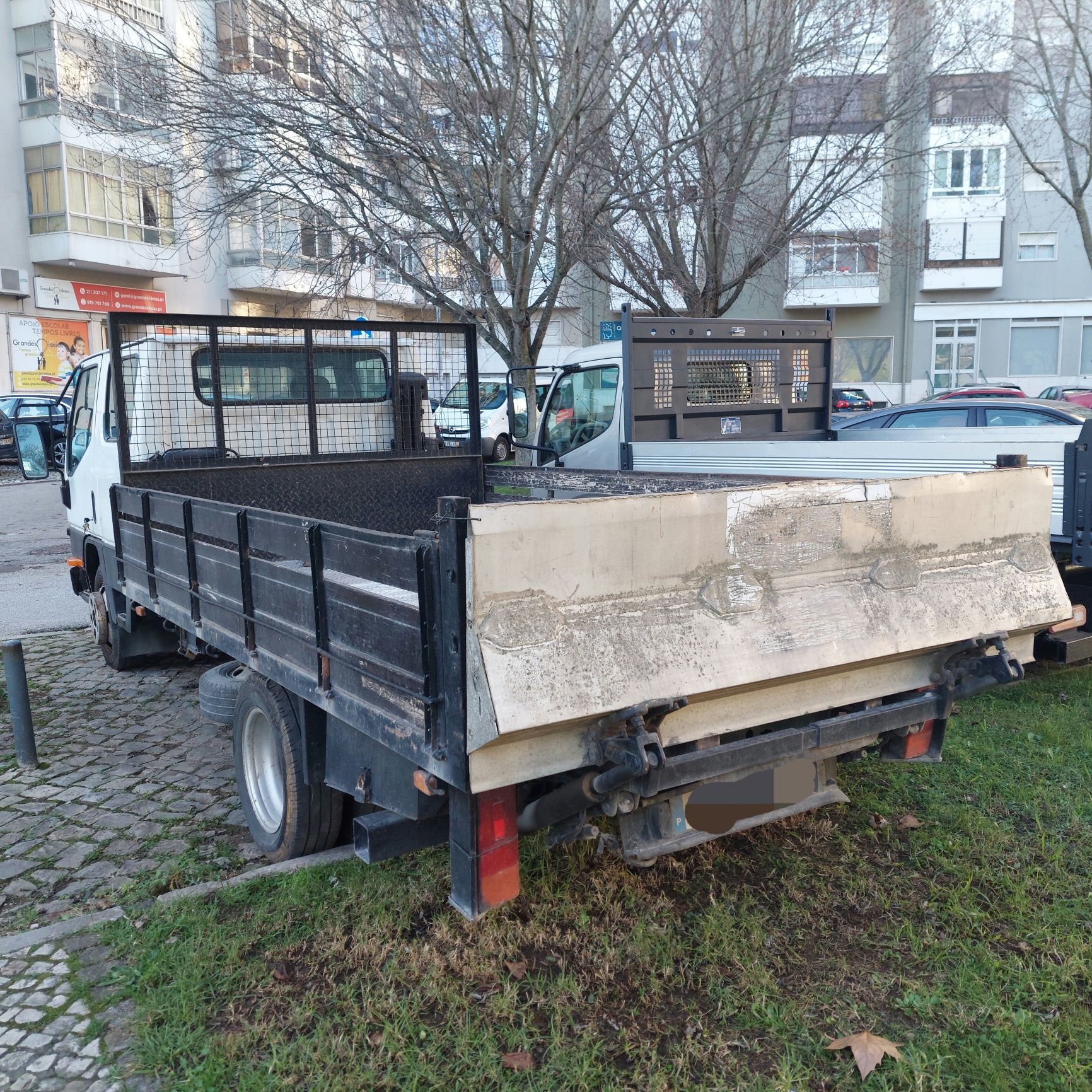 Venda Mitsubishi Canter 2.8 Cabine Dupla