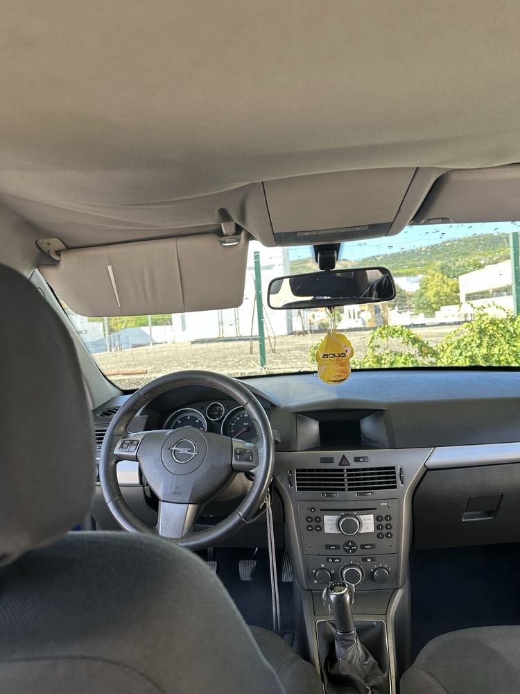 Opel Astra 1300 CDTI