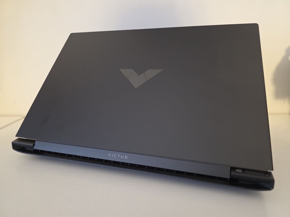 Laptop Gamingowy Hp Victus Ryzen 7-8845HS-RTX4070-32GB Ram-1 TB-Win 11