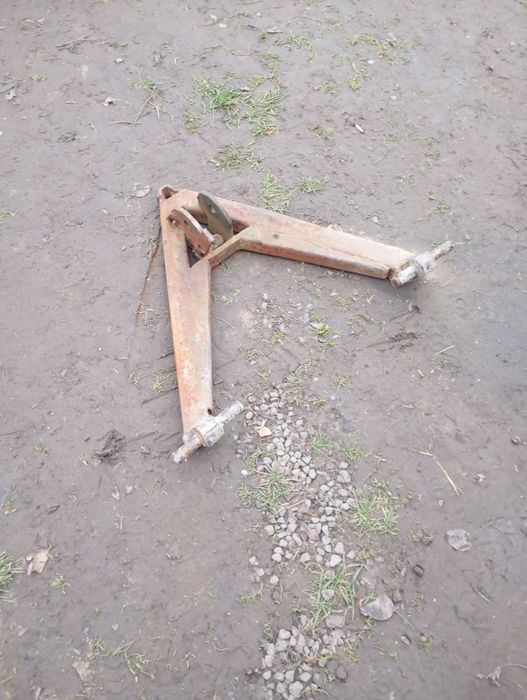 Продаж трикутника на трактор ЮМЗ МТЗ т 40 в хорошому стані.