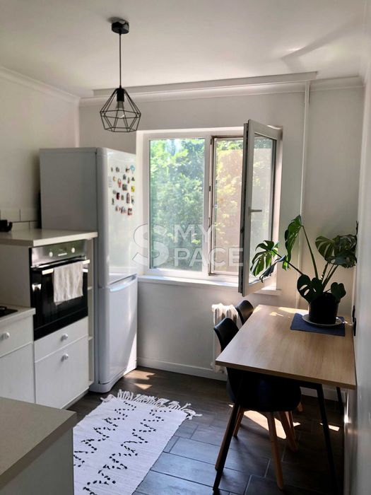 Вернадського, 2к, 50м.кв., Академ, Житомирська, Святошин